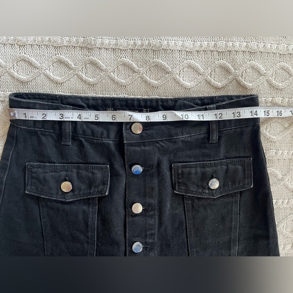 Trafulac denim wear by Zara, Black, Distressed Mini Skirt Women’s Medium - Picture 10 of 10